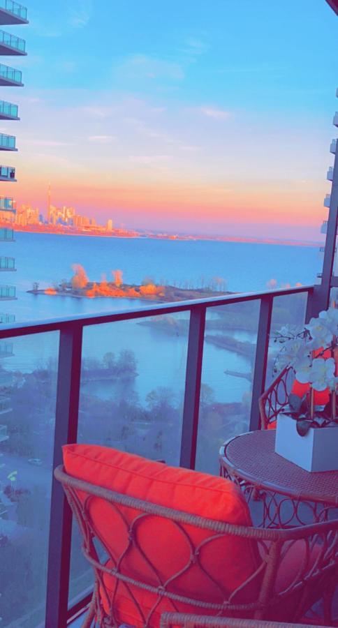 Luxury 2 Bedroom Condo Τορόντο Εξωτερικό φωτογραφία